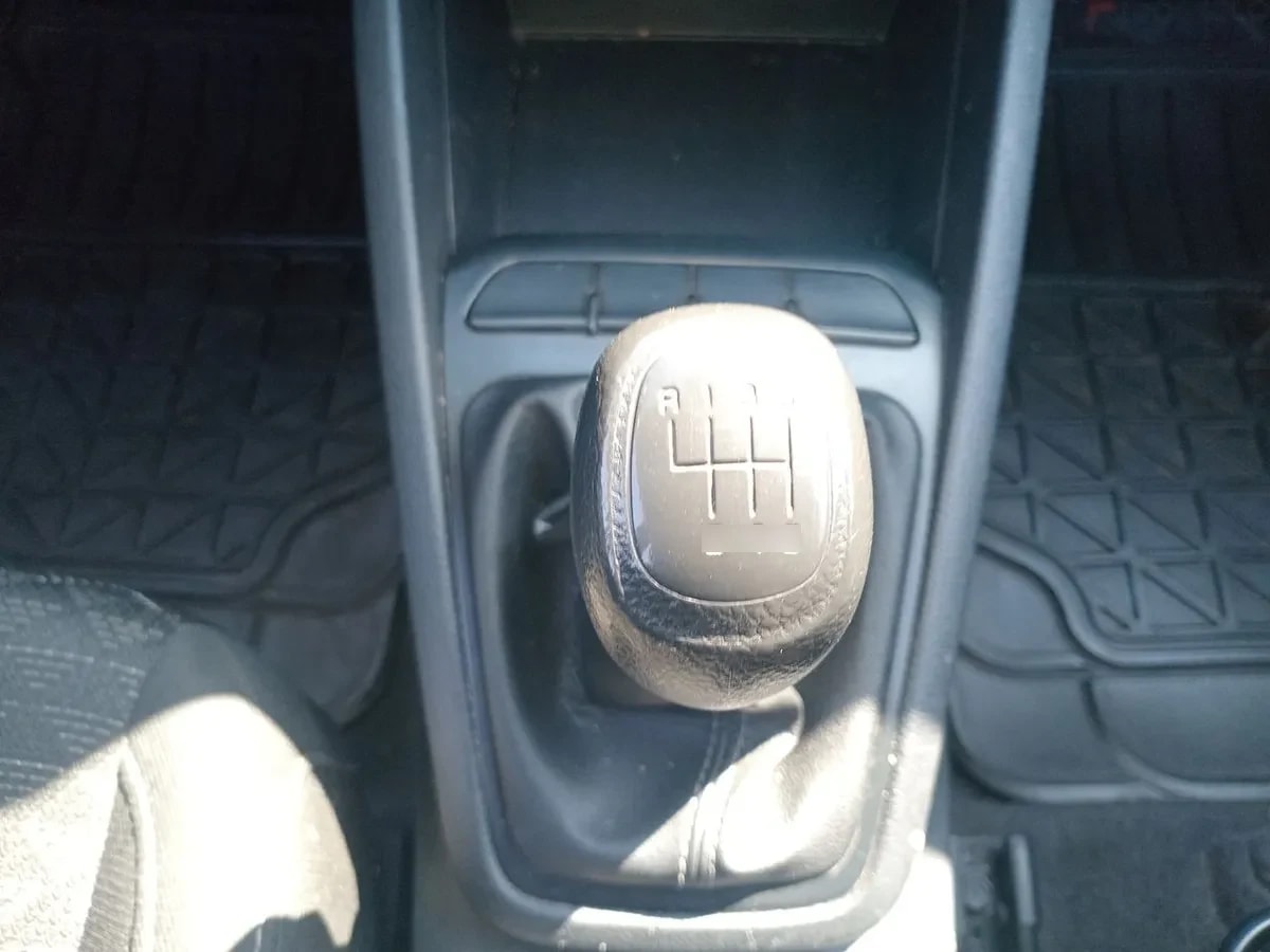Kia Rio4 1.4 Lx Abs Ac Dab 6mt 4p año 2020