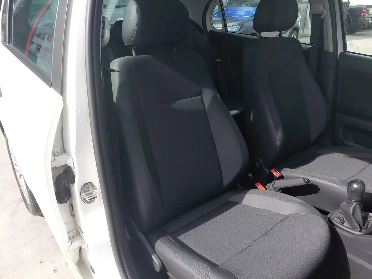 Volkswagen Gol 1.6 Trendline Lite 4x2 Hb Mt 5p año 2022