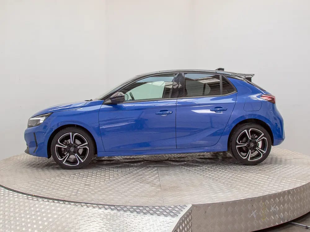 Opel Corsa 1.2 Gs Line At año 2024