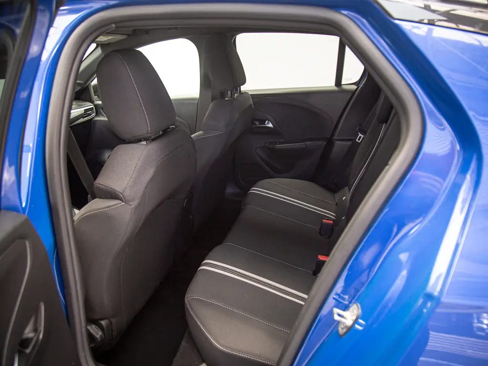 Opel Corsa 1.2 Gs Line At año 2024