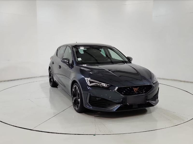 Seat LEON Otra año 2024
