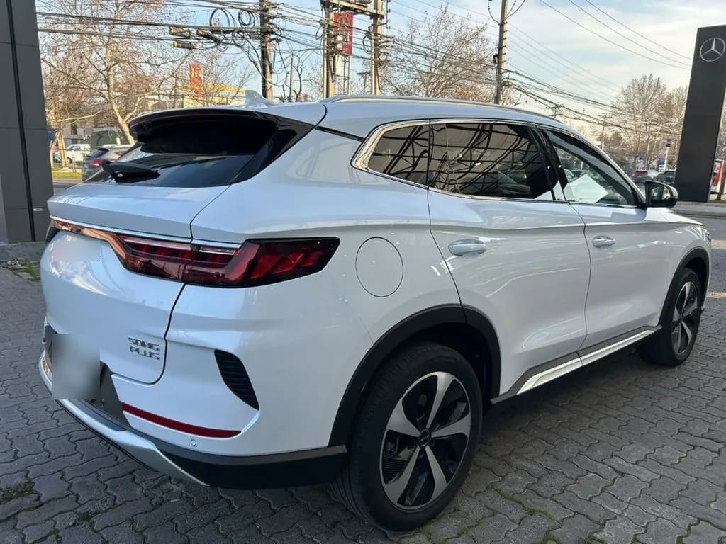 BYD Song Plus 1.5 Gs Hybrid 4x2 At 5p año 2024