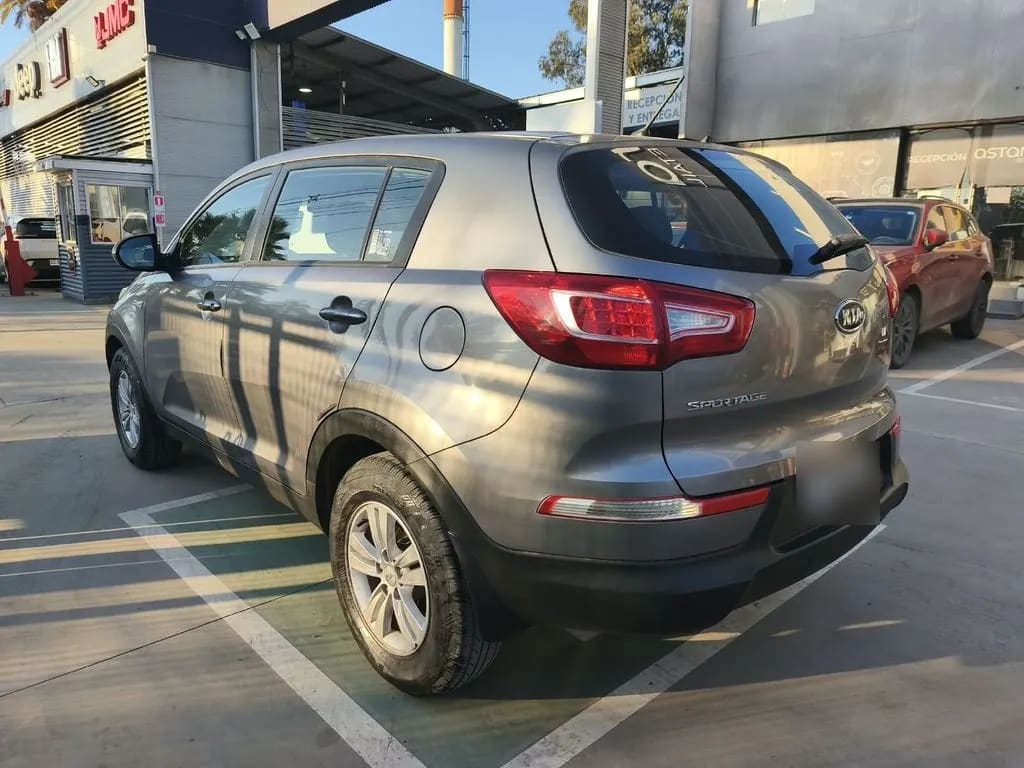 Kia Sportage Lx 2.0 Aut año 2013