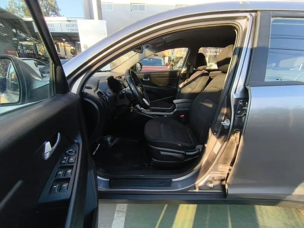 Kia Sportage Lx 2.0 Aut año 2013