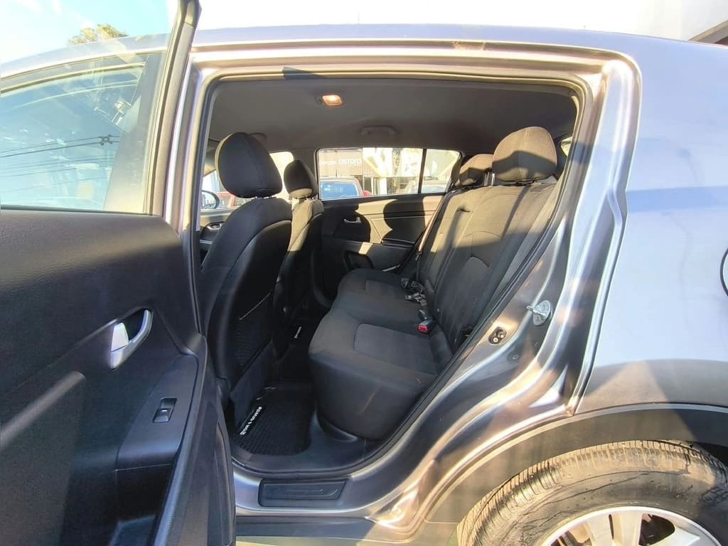 Kia Sportage Lx 2.0 Aut año 2013