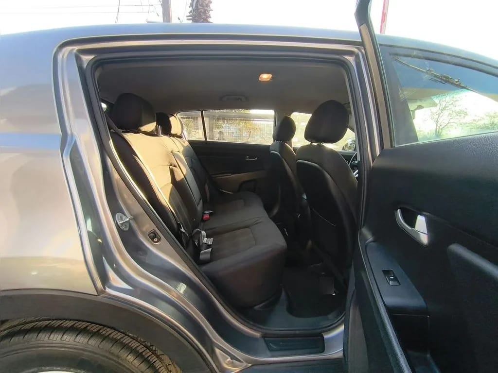 Kia Sportage Lx 2.0 Aut año 2013