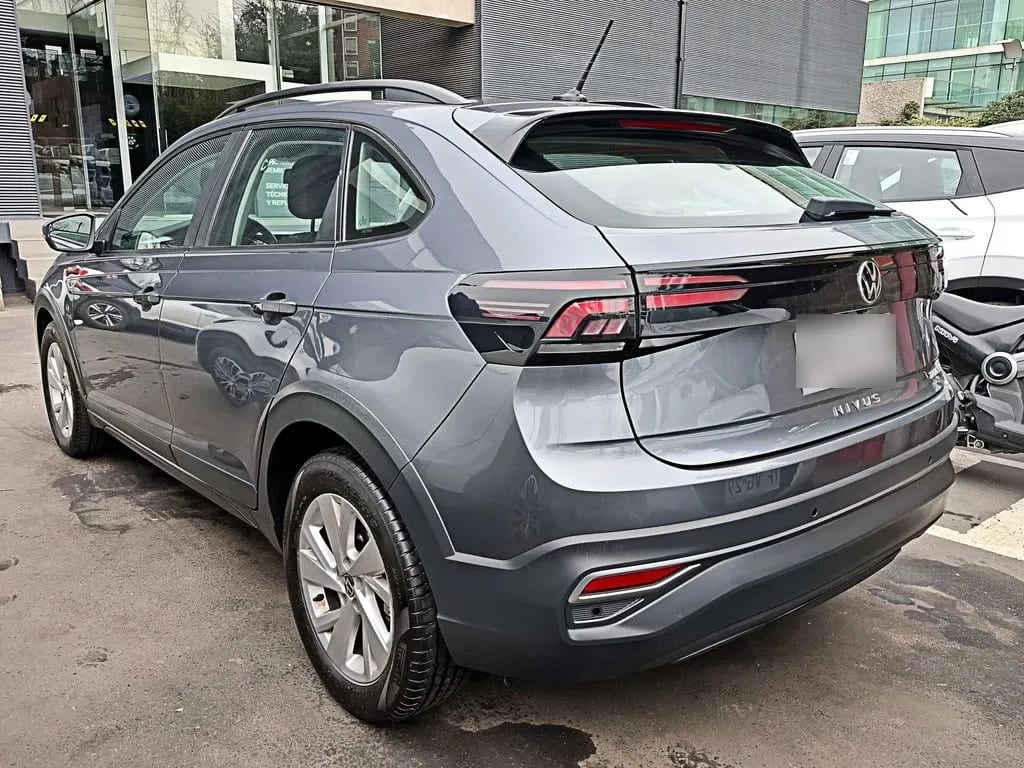Volkswagen Nivus 1.0 Tsi Conforline año 2025