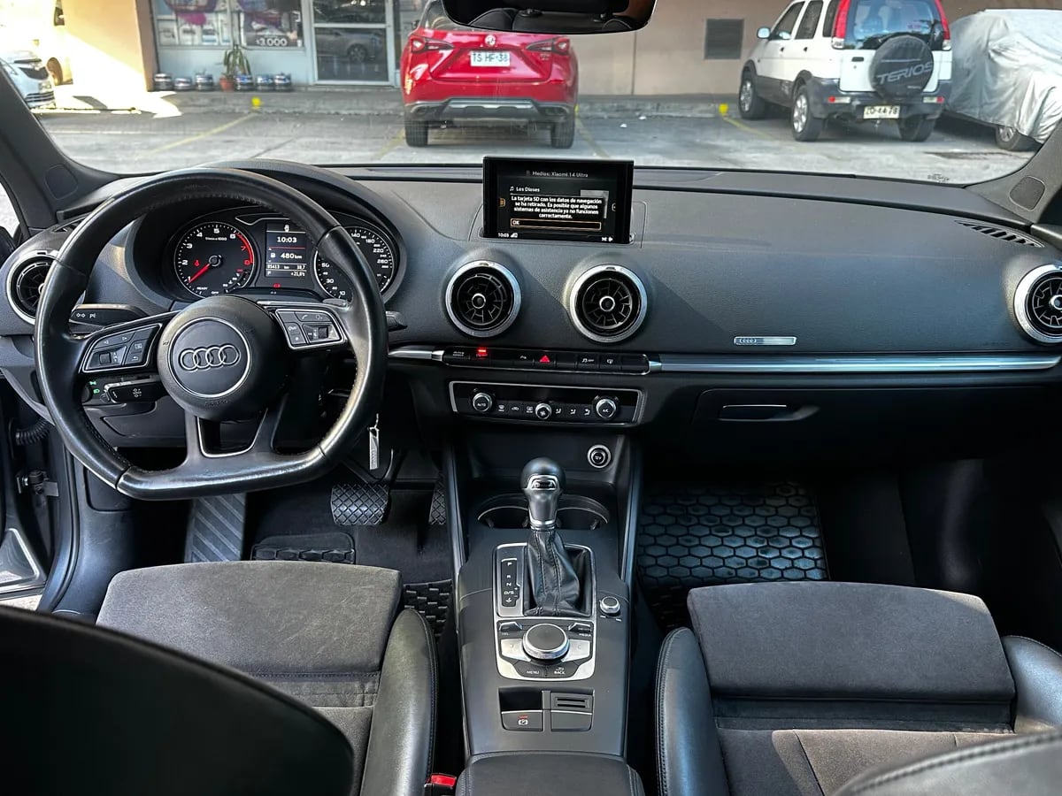 AUDI A3 2.0 Sportback Sport Tfsi At año 2017