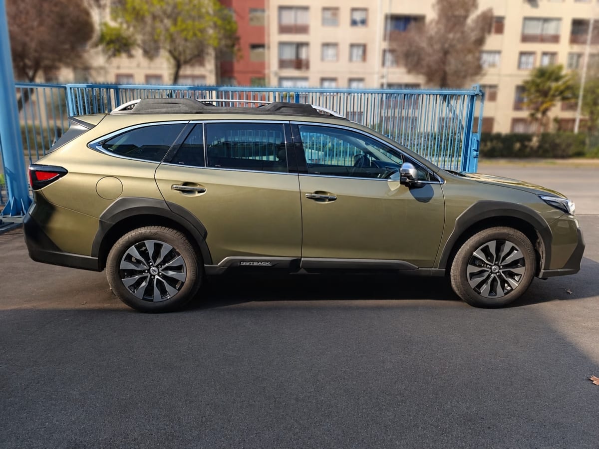 Subaru Outback Touring año 2026