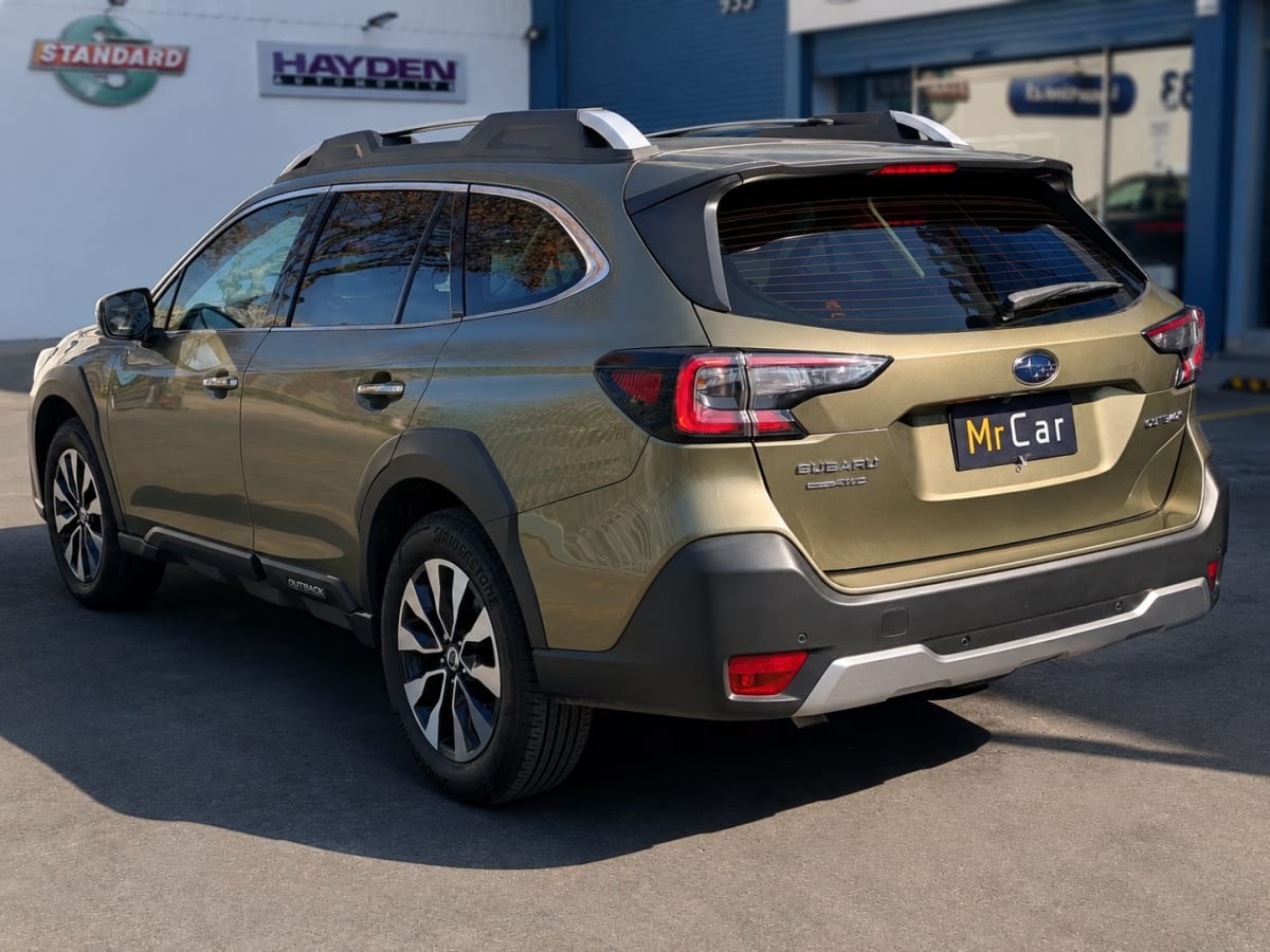 Subaru Outback Touring año 2026