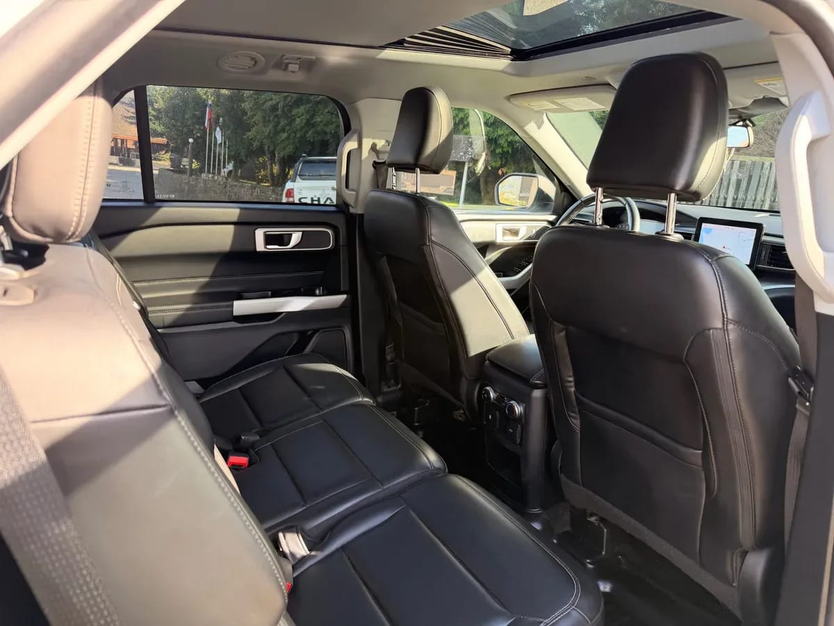 FORD EXPLORER 2.3 Ecoboost At año 2021