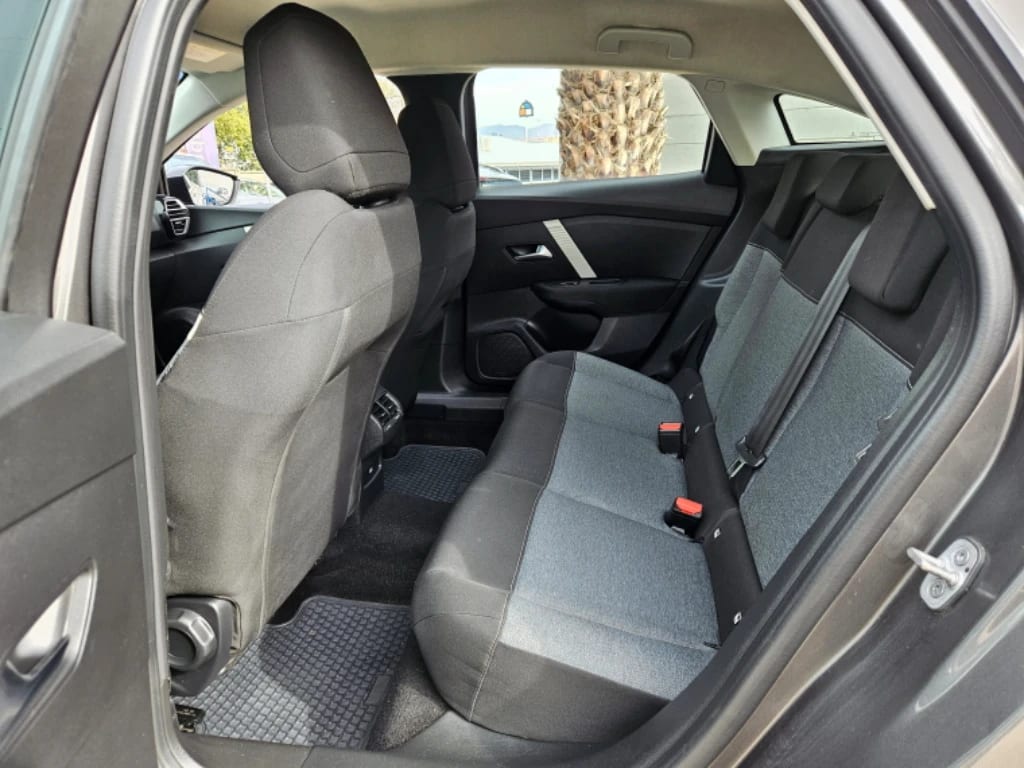 Citroen C4 C 4 1.5 Bluehdi 130 S&s Eat8 Fell año 2023