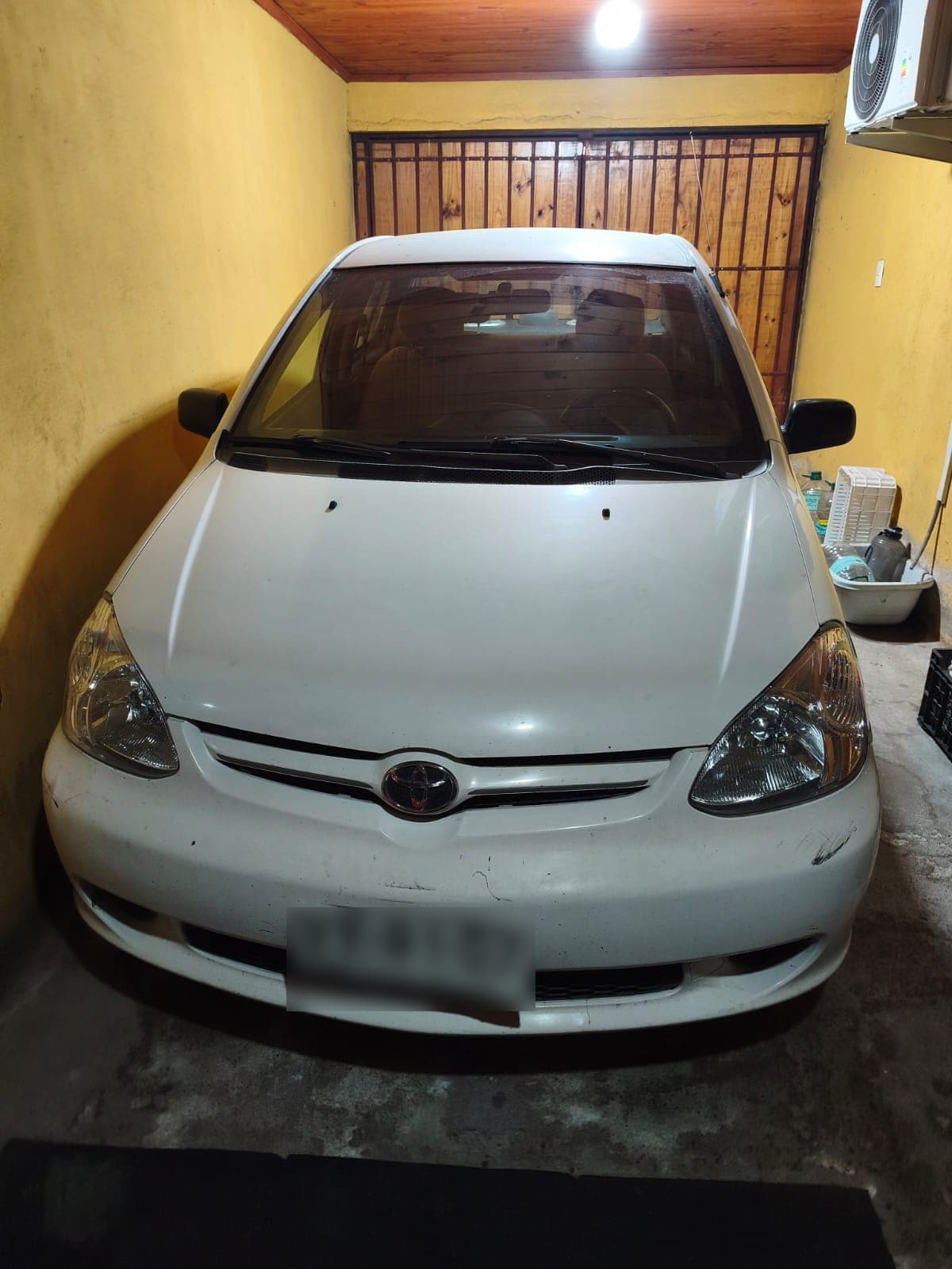 TOYOTA YARIS 1.5 Sedan Gli Mt año 2005
