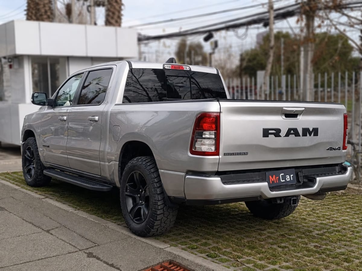 Ram 1500 Big Horn 4x4 año 2023