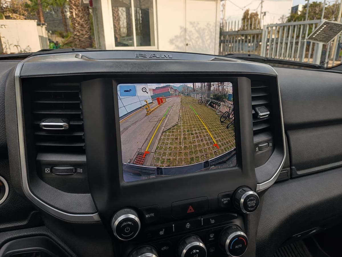 Ram 1500 Big Horn 4x4 año 2023