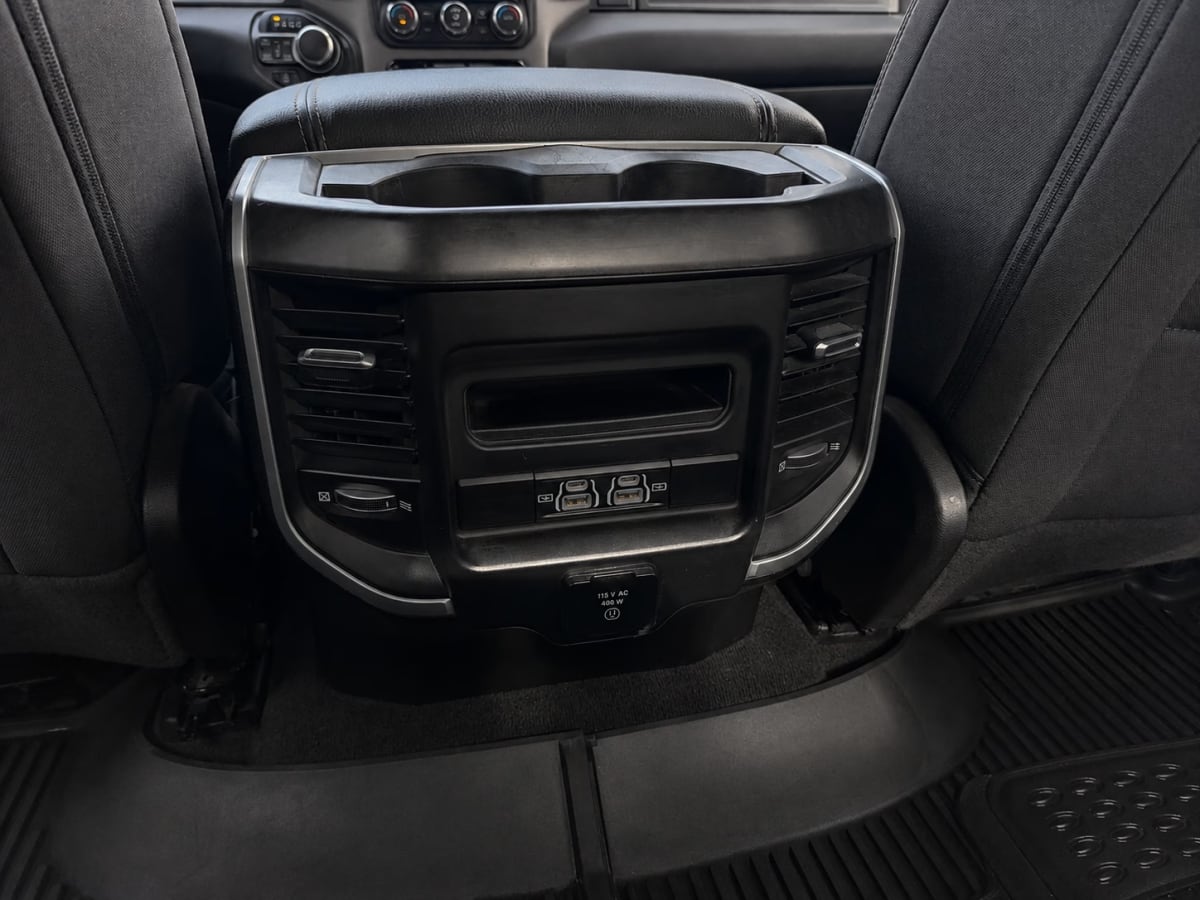 Ram 1500 Big Horn 4x4 año 2023