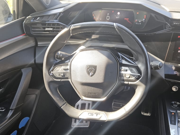 Peugeot 308 308 Puretech 1.2 Aut año 2022