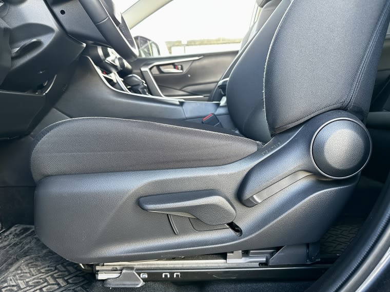 Toyota Rav4 Hv 2.5 Aut año 2025