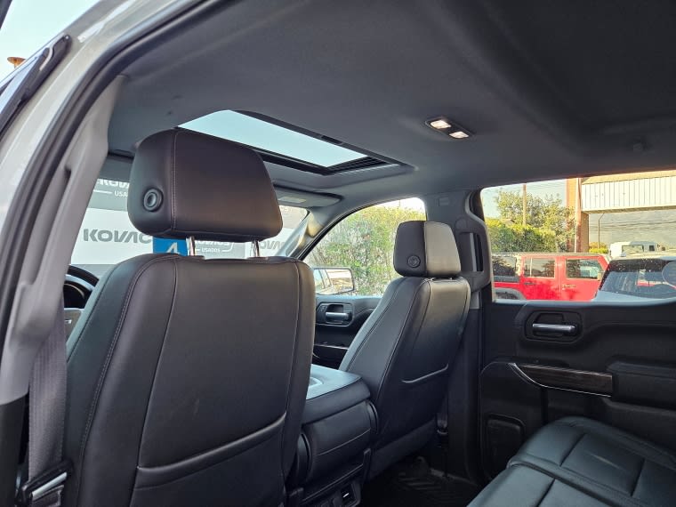 Chevrolet Silverado Silverado Trail Boss 4x4 5.3 Aut año 2019
