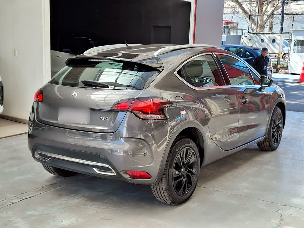 DS Automobiles 4 1.6 Crossback año 2019