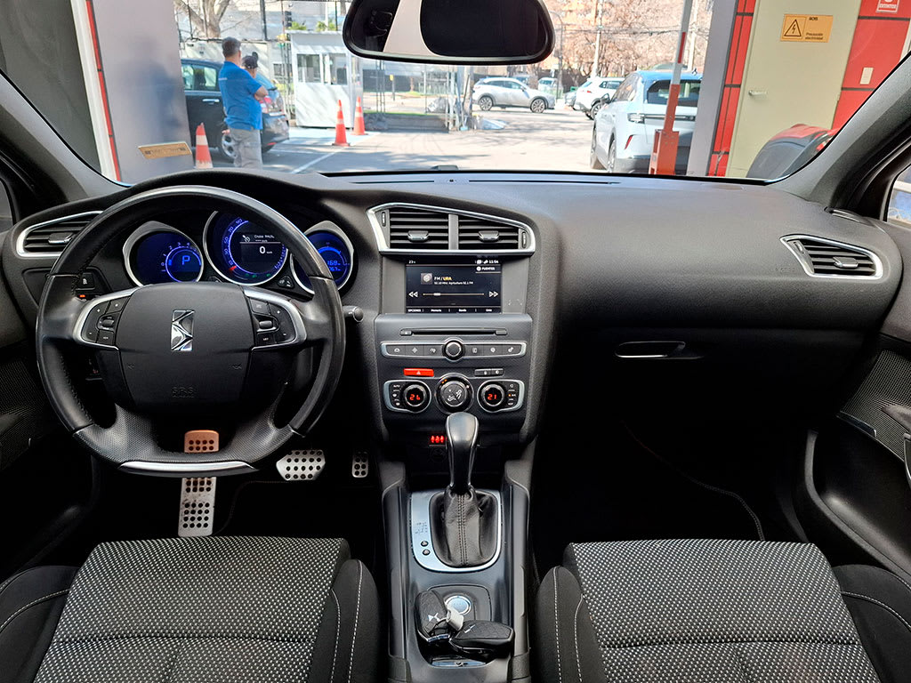 DS Automobiles 4 1.6 Crossback año 2019