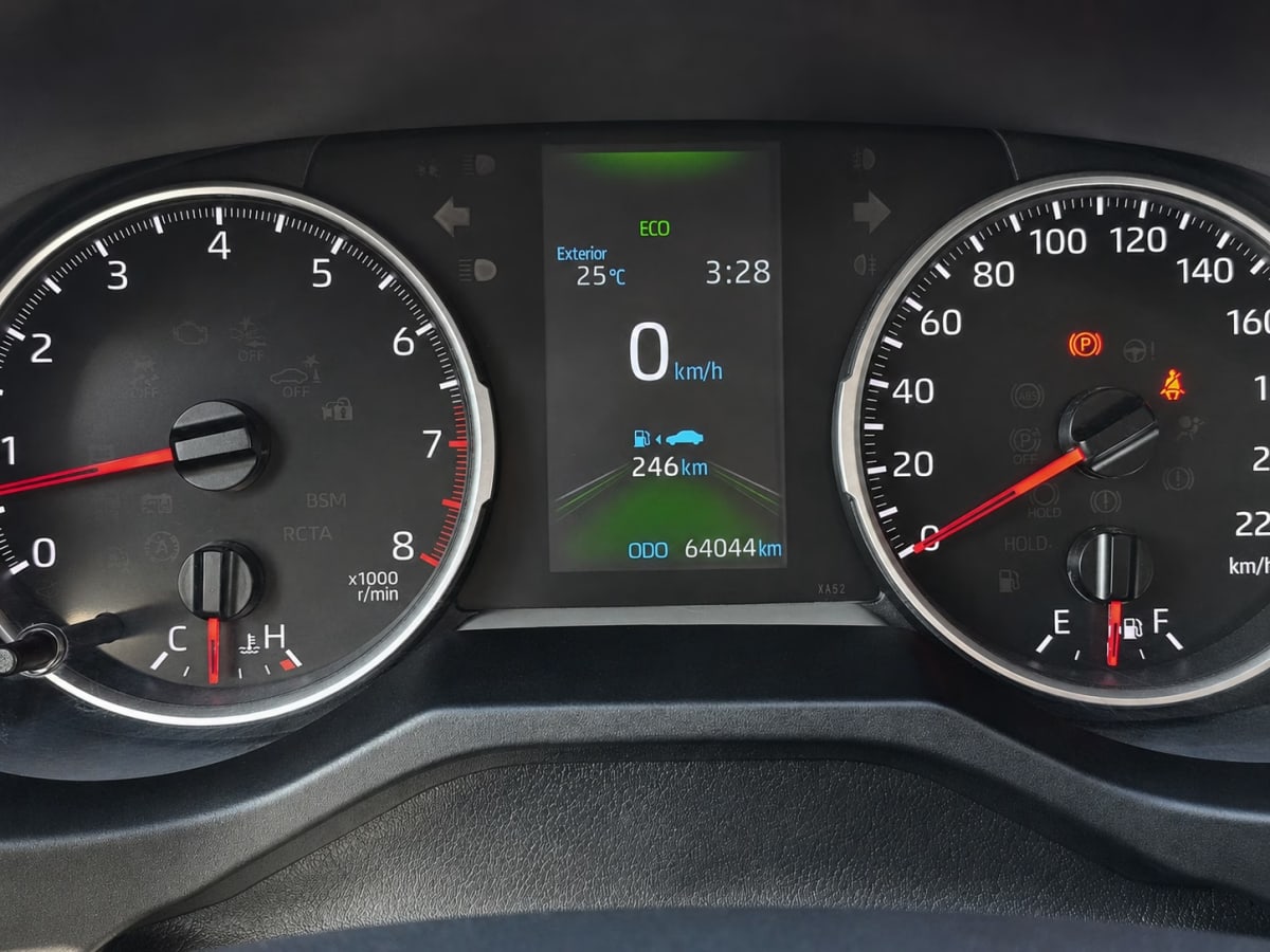 Toyota Rav4 Le 4x4 año 2023