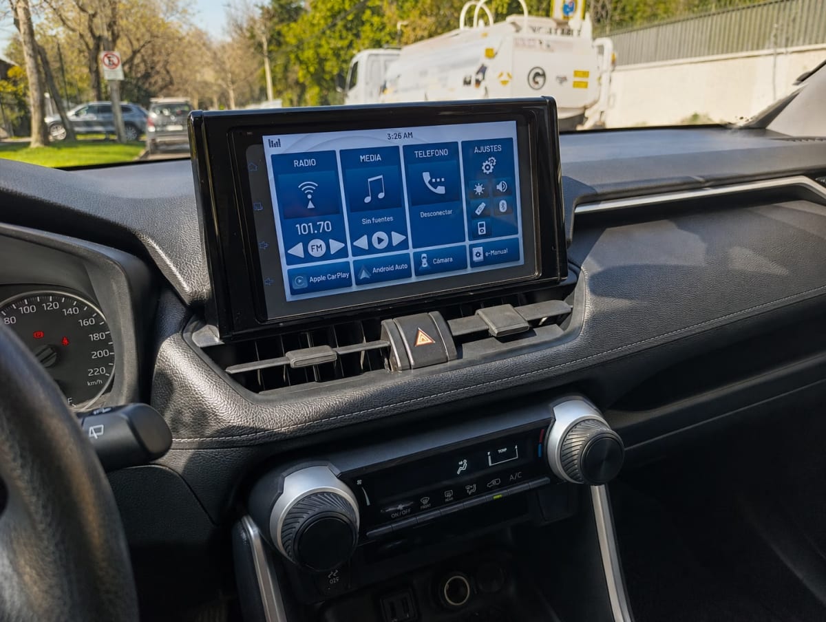 Toyota Rav4 Le 4x4 año 2023