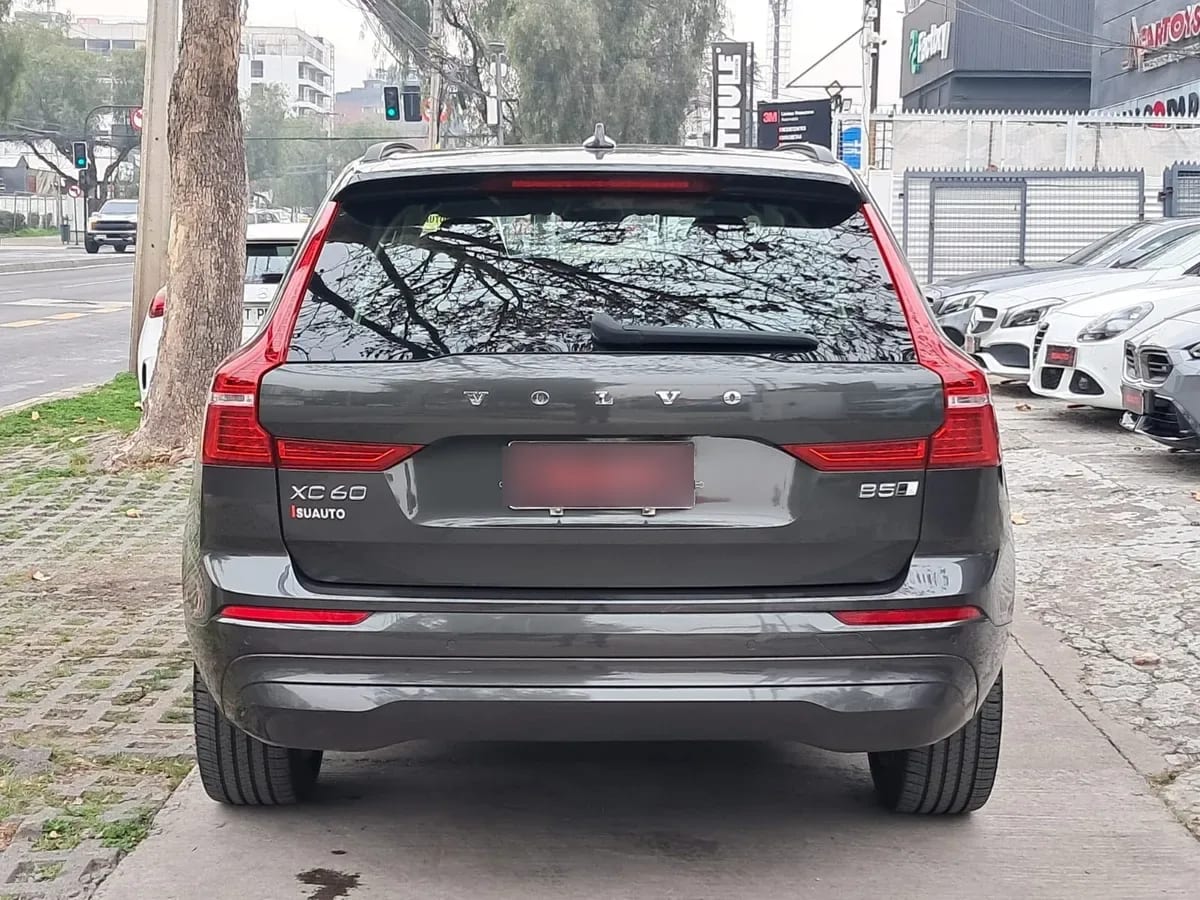 VOLVO XC60 2.0 B5 Momentum At 4x4 Hibrido año 2022