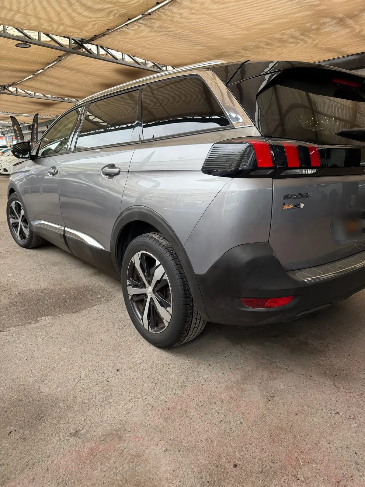 PEUGEOT 5008 1.6 Allure Turbo At año 2019