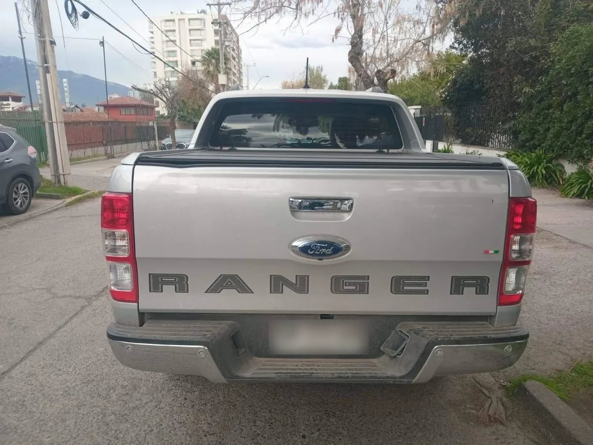 Ford Ranger 3.2 Ltd Euro 6 Diesel 4x4 Dob. Cab. At 4p año 2023