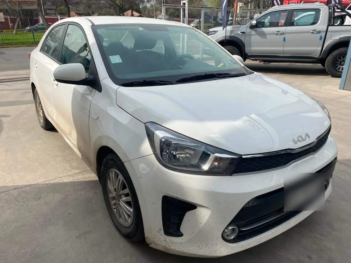 Kia Soluto 1.4 Ex Full 4x2 E6 Mt 4p año 2023