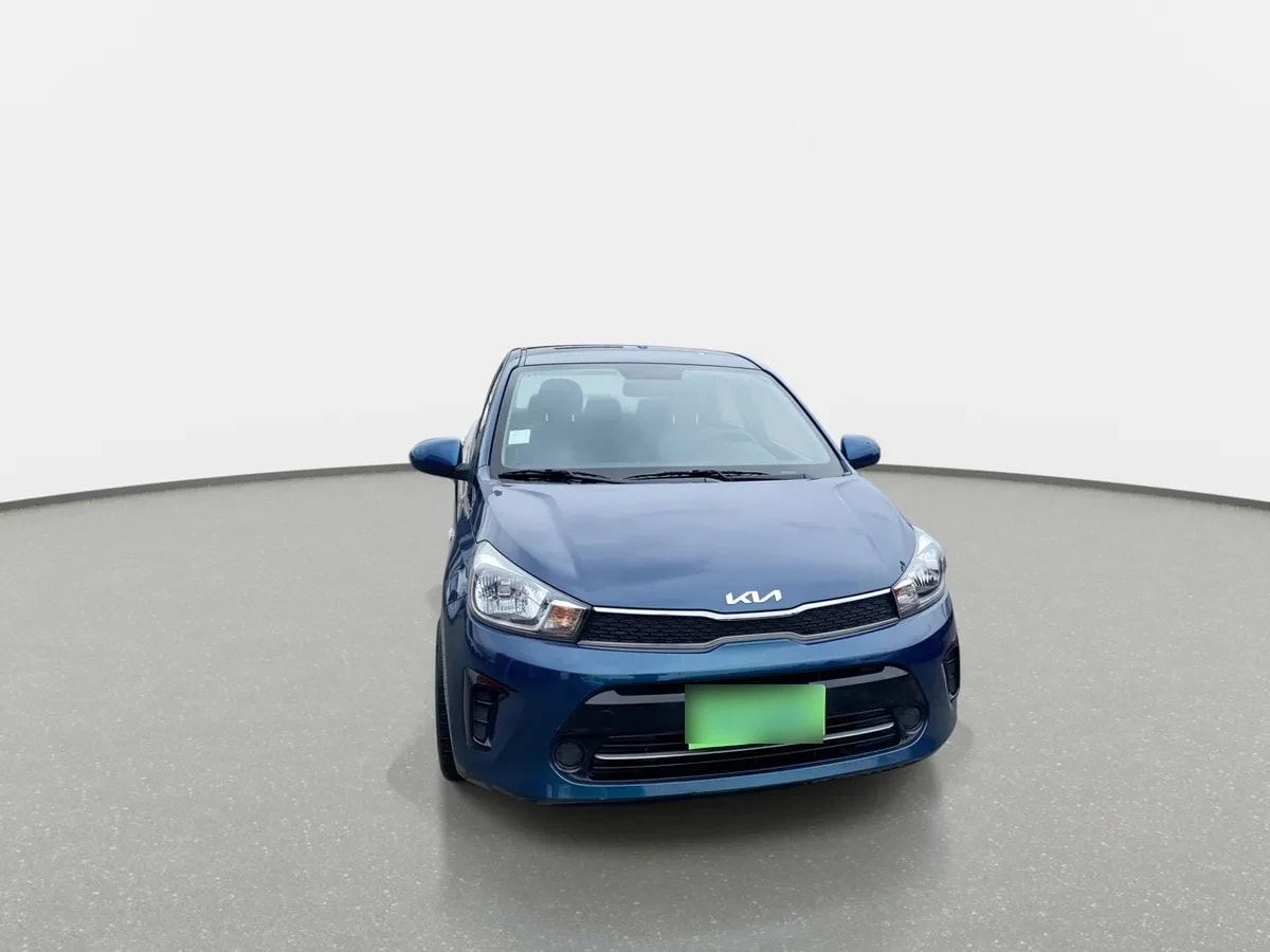 Kia Soluto 1.4 Lx Ac 4x2 Mt 4p año 2023