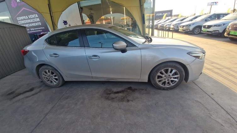 Mazda 3 2.0 V 4x2 Sdn Sunroof 6at 4p año 2017