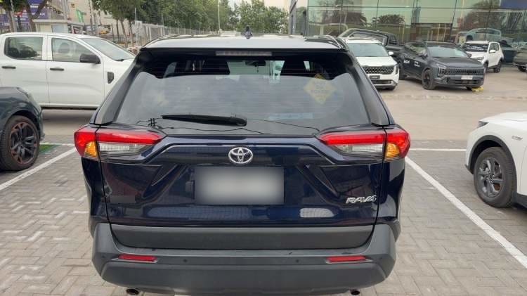 Toyota Rav 4 2.0 Le 4x2 Cvt At 5p año 2022
