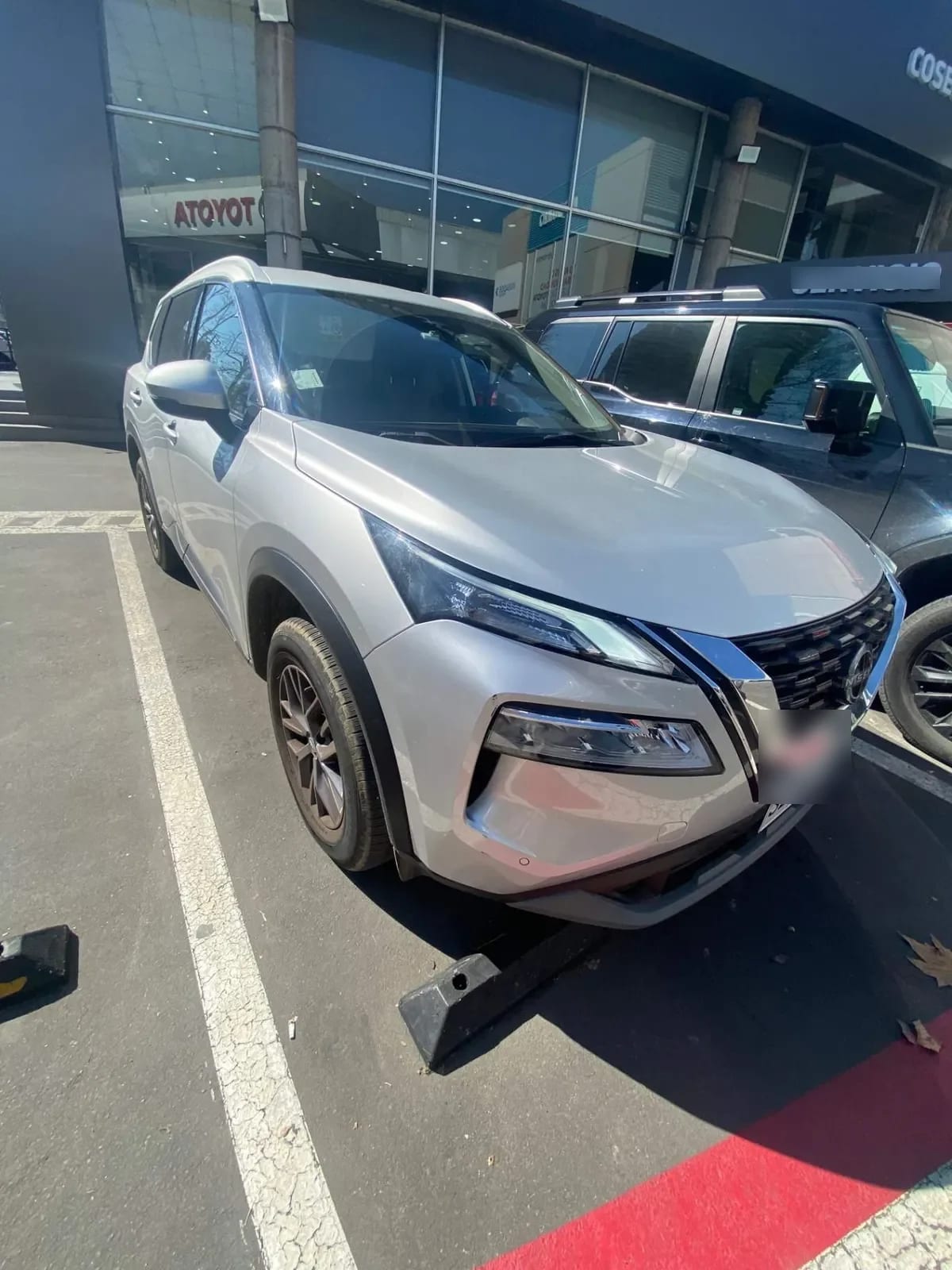 Nissan X-Trail 2.5 Sense 4x2 3row Cvt At 5p año 2023