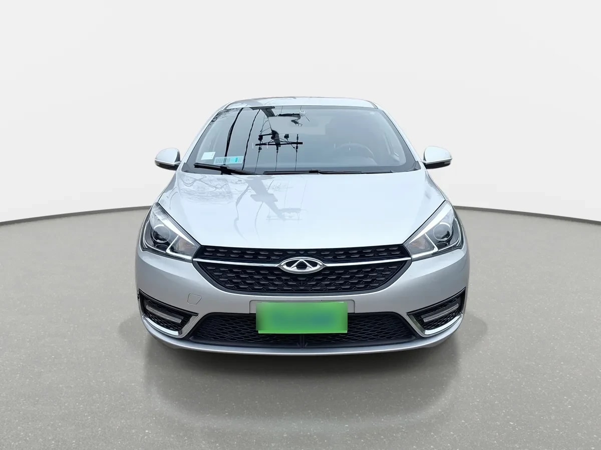 Chery Arrizo 5 1.5 Gls 4x2 Mt 4p año 2023