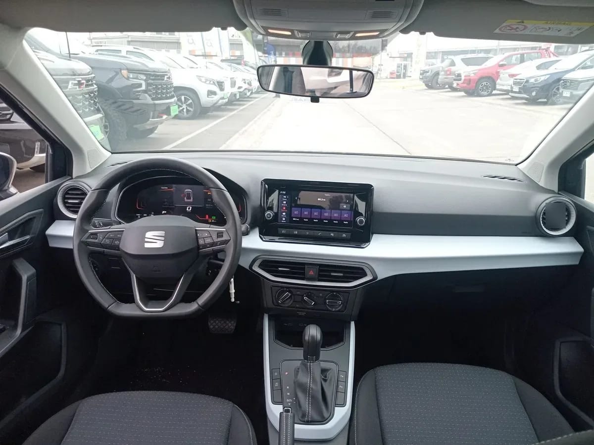 Seat Nuevo Arona 1.0 Tsi Style 4x2 At 5p año 2025