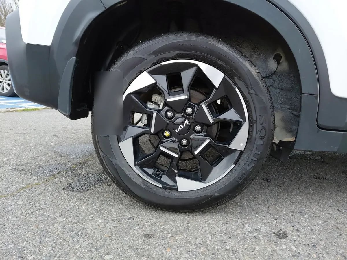 Kia Sonet 1.5 Ex 4x2 Ivt Ri At 5p año 2025