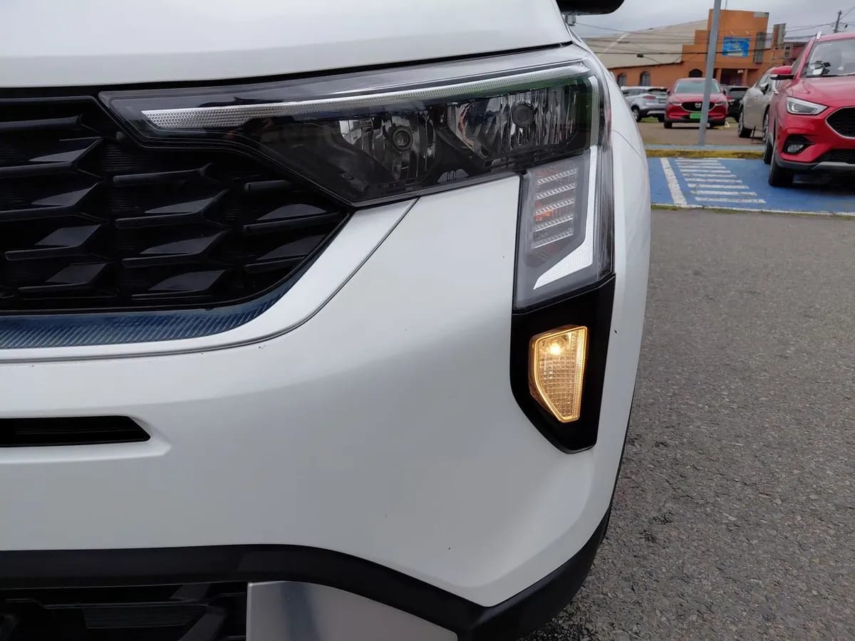 Kia Sonet 1.5 Ex 4x2 Ivt Ri At 5p año 2025