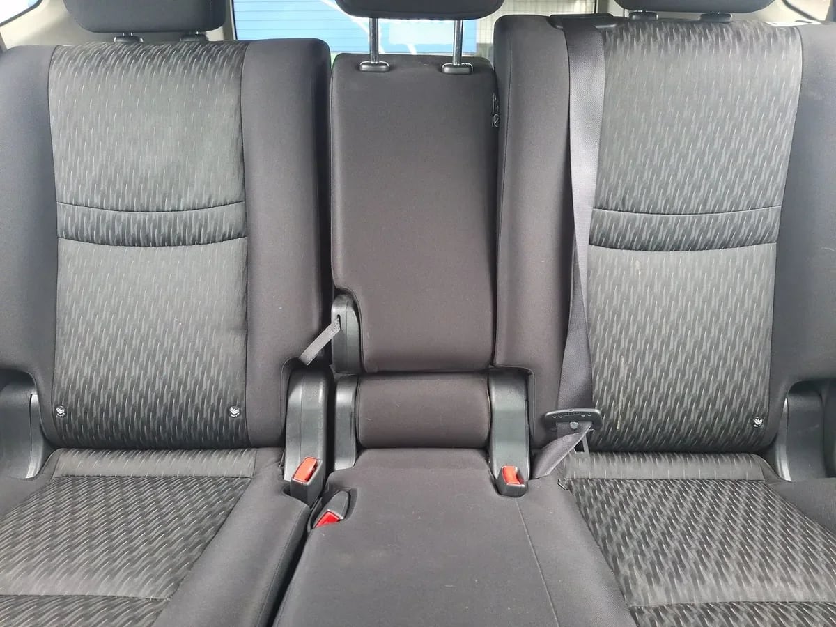 Nissan X-Trail 2.5 Sense 4x2 3row Cvt At 5p año 2019