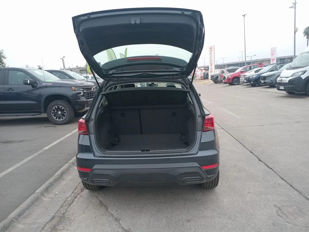 Seat Nuevo Arona 1.0 Tsi Style 4x2 At 5p año 2025