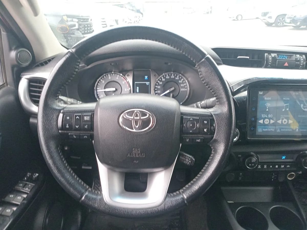 Toyota Hilux 2.8 Srv Diesel 4x4 Dob. Cab. At 4p año 2024