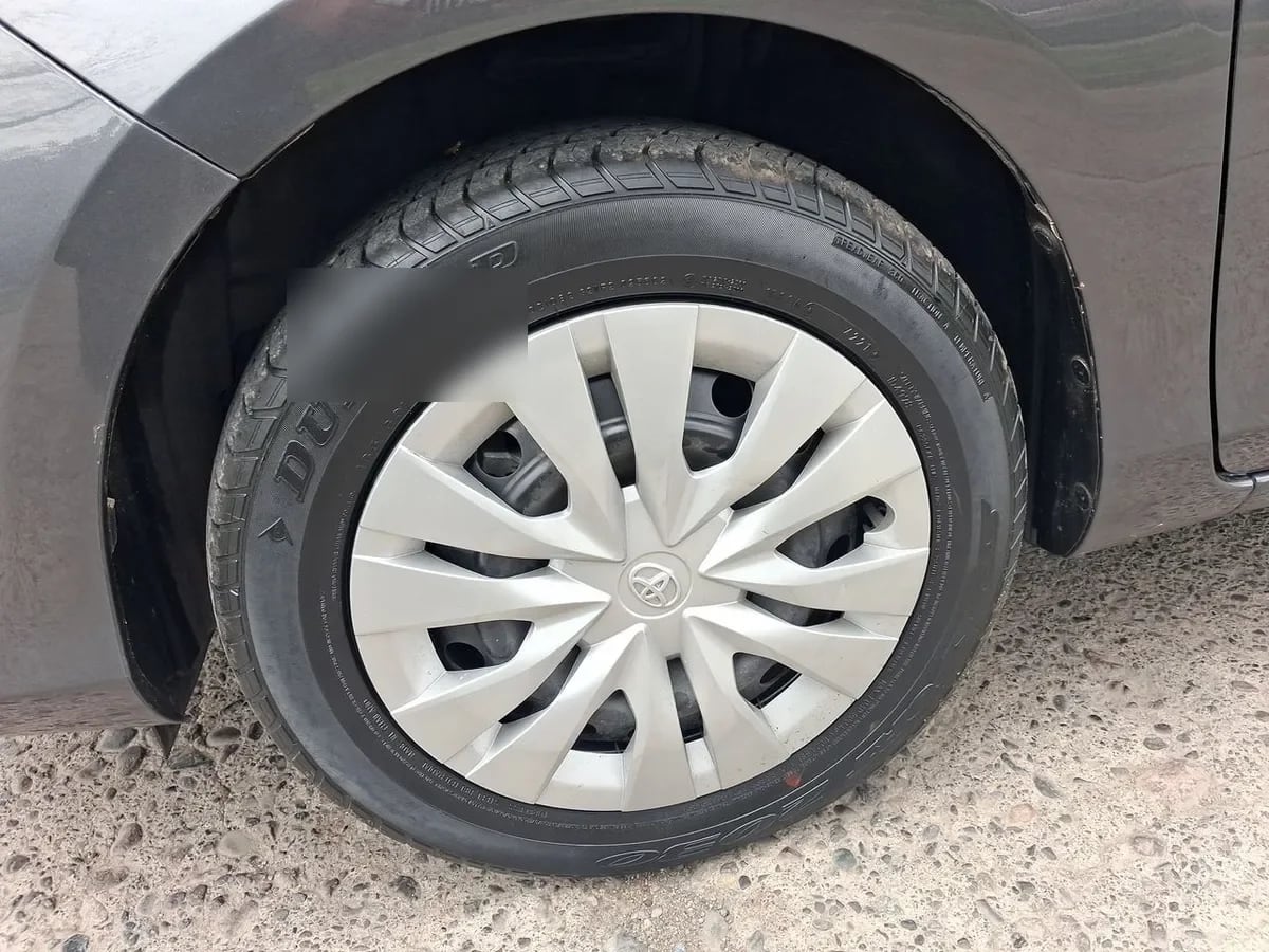 Toyota Yaris 1.5 Gli E 4x2 Mt 4p año 2022