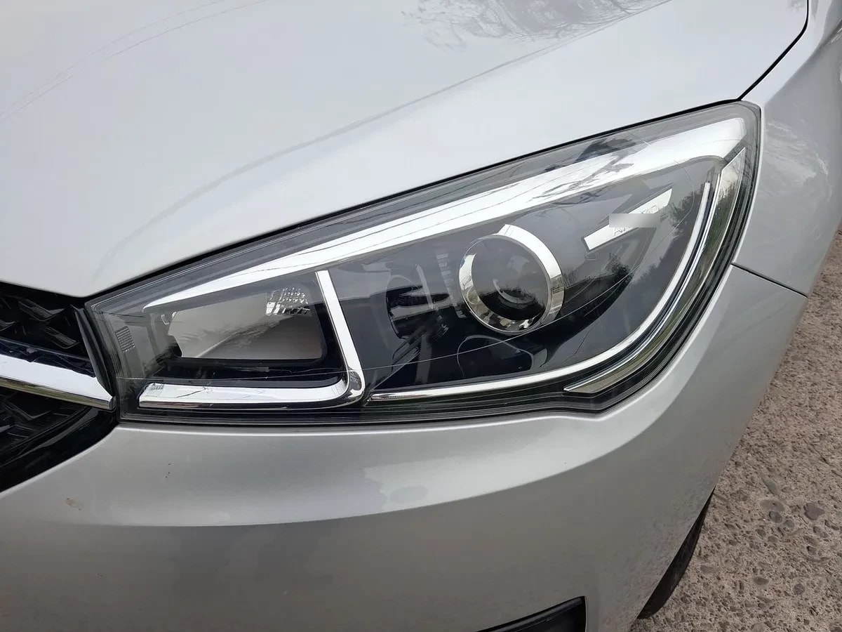 Chery Arrizo 5 1.5 Gls 4x2 Mt 4p año 2023