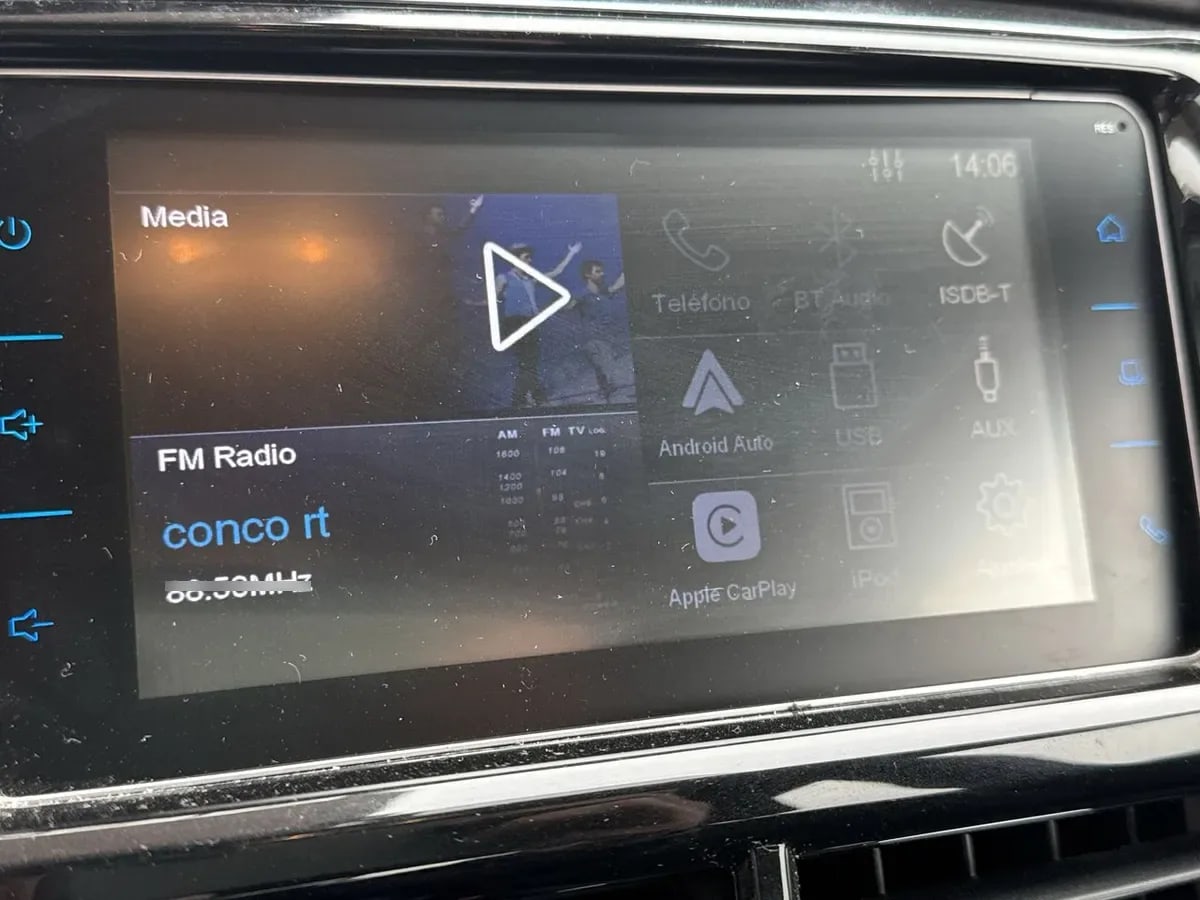 Toyota Yaris 1.5 Gle Sport 4x2 Hb Mt 5p año 2019