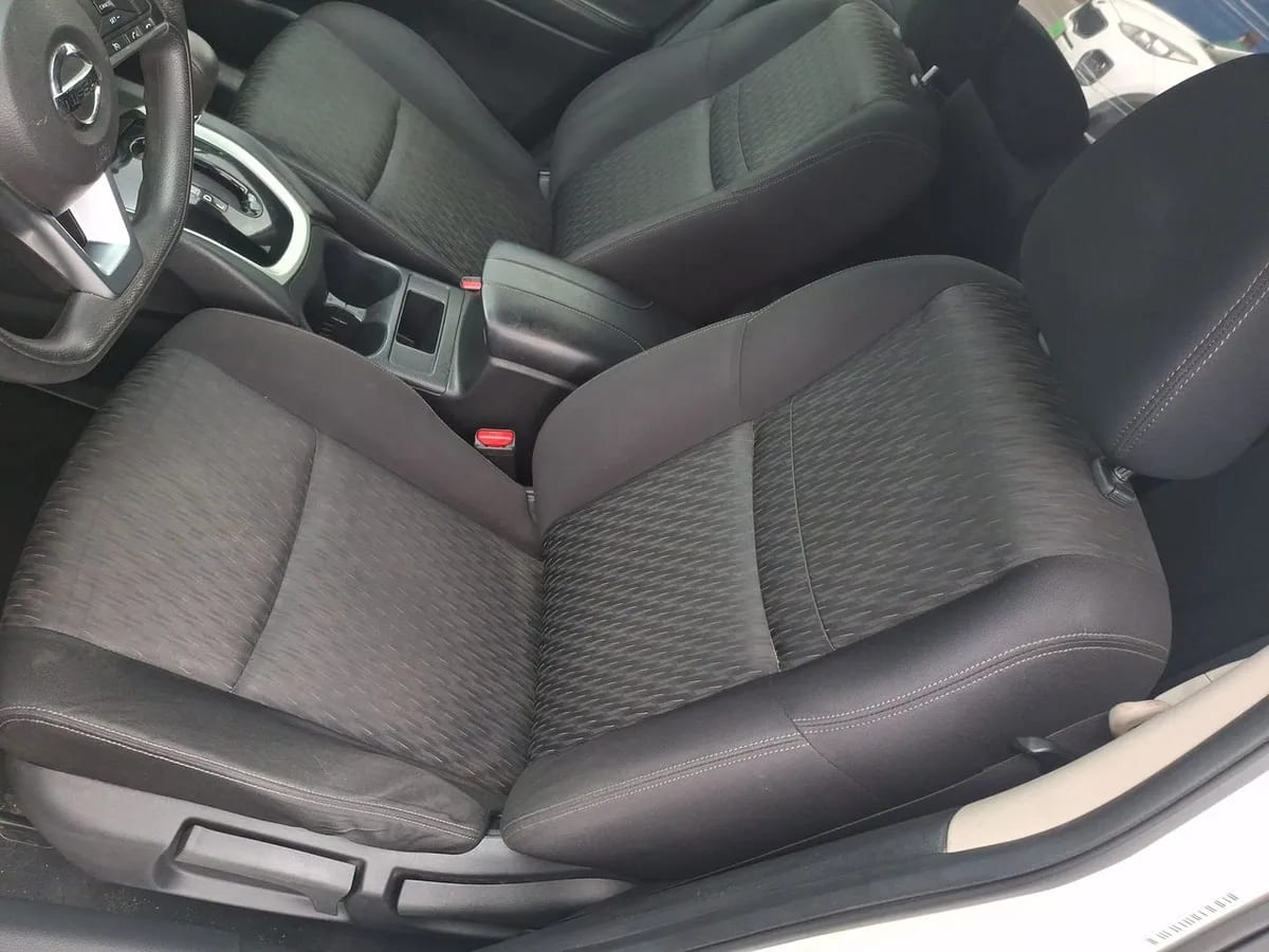Nissan X-Trail 2.5 Sense 4x2 3row Cvt At 5p año 2019