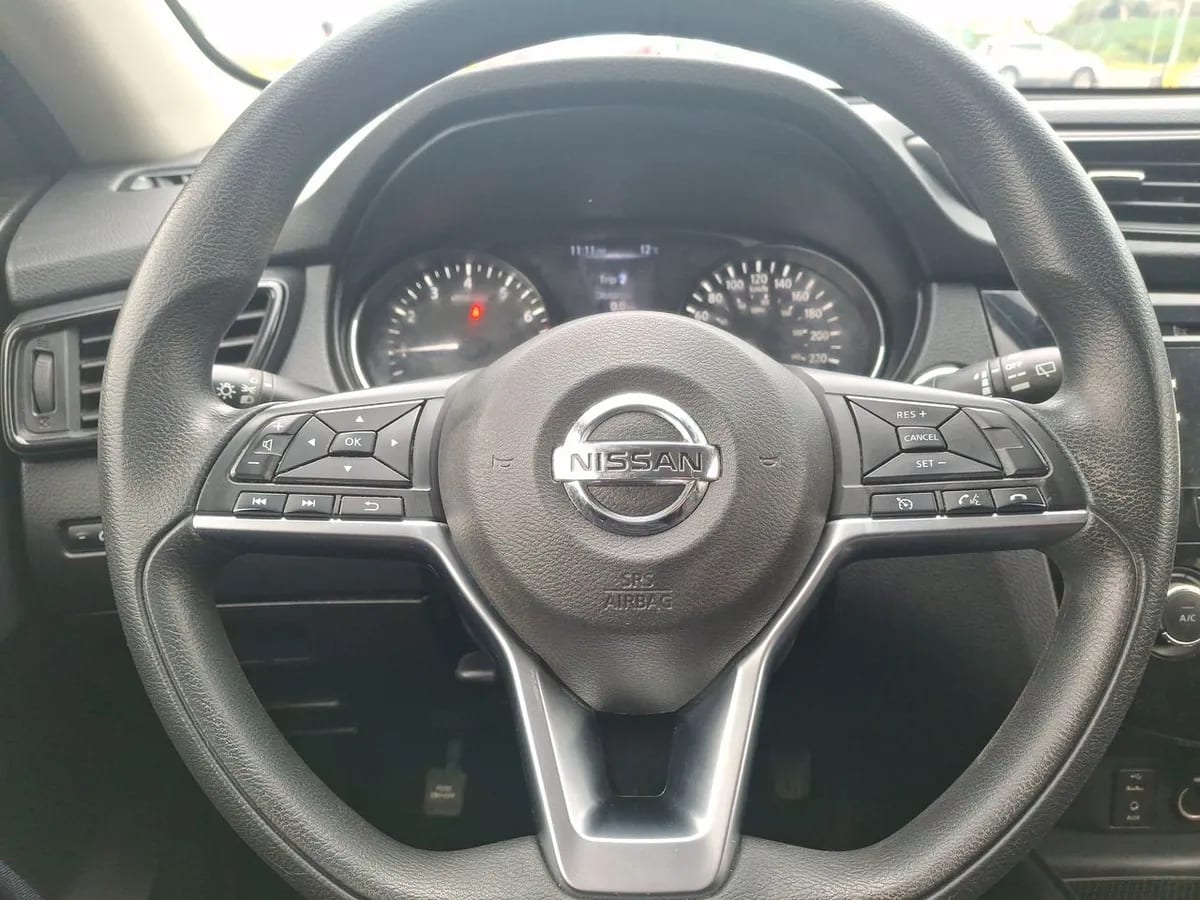 Nissan X-Trail 2.5 Sense 4x2 3row Cvt At 5p año 2019