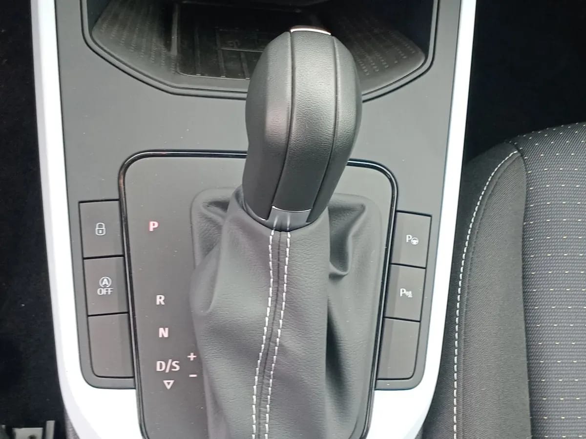 Seat Nuevo Arona 1.0 Tsi Style 4x2 At 5p año 2025