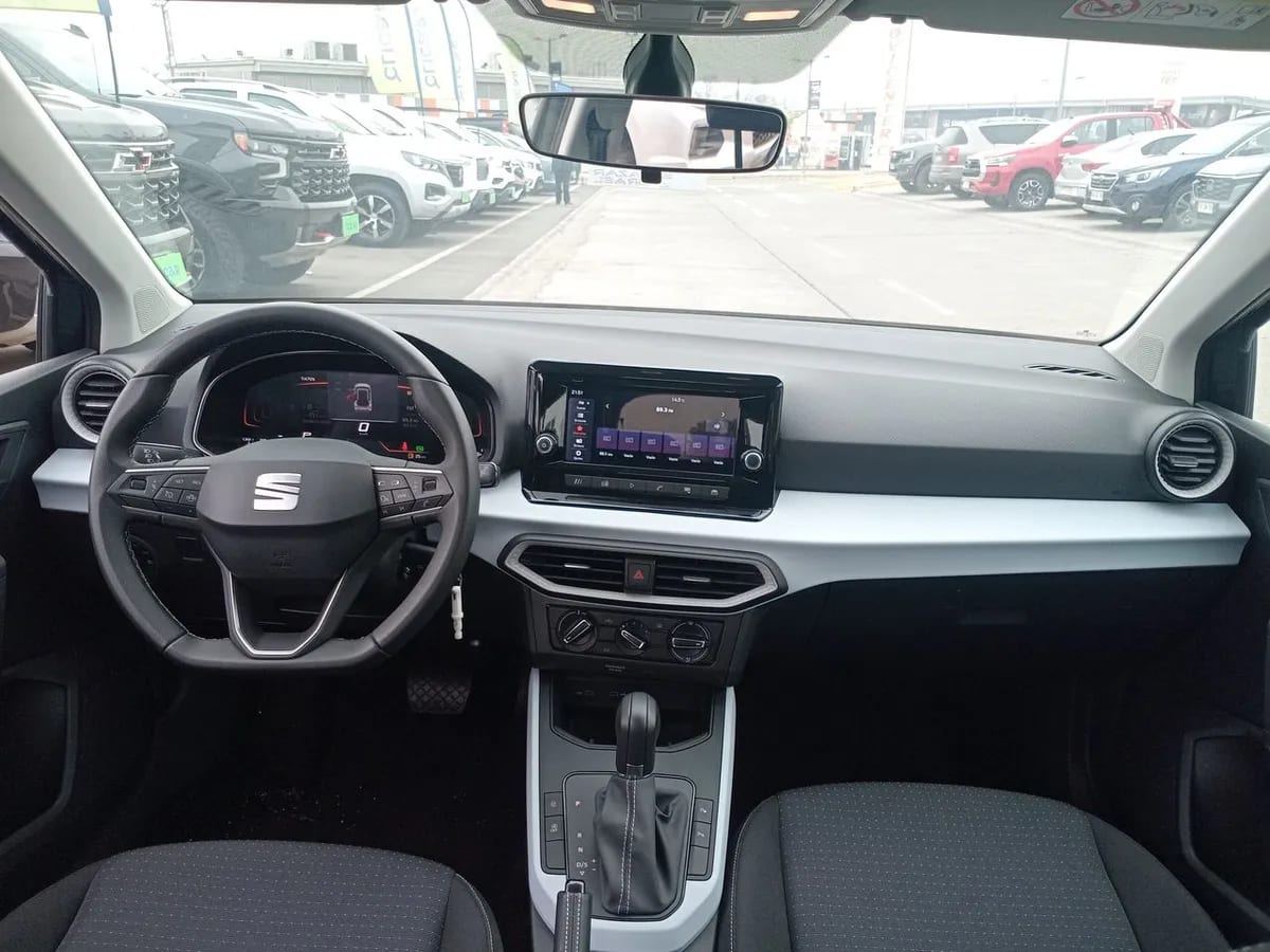 Seat Nuevo Arona 1.0 Tsi Style 4x2 At 5p año 2025