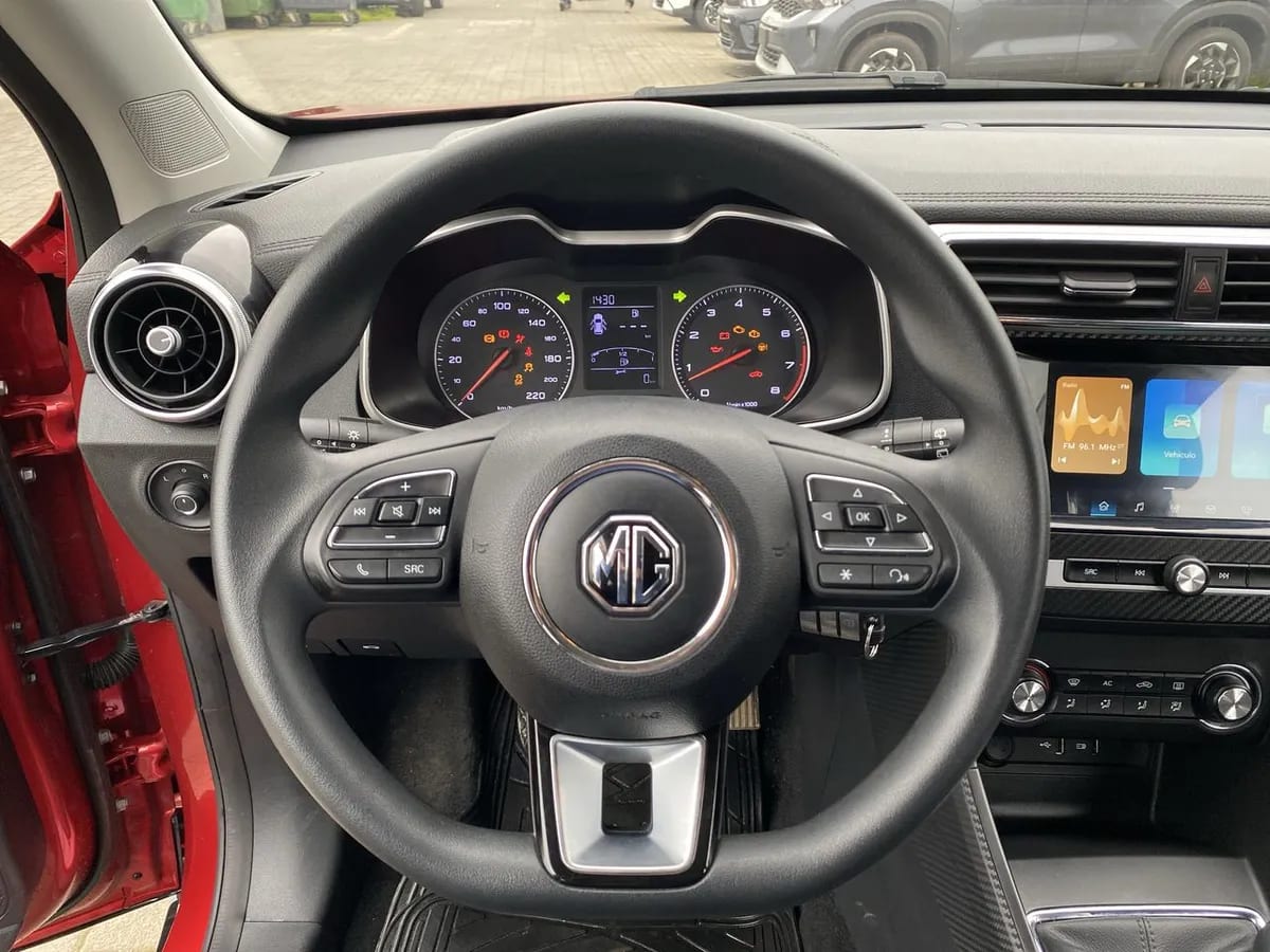 MG Mg Zs 1.5 Std 4x2 Mt 5p año 2024